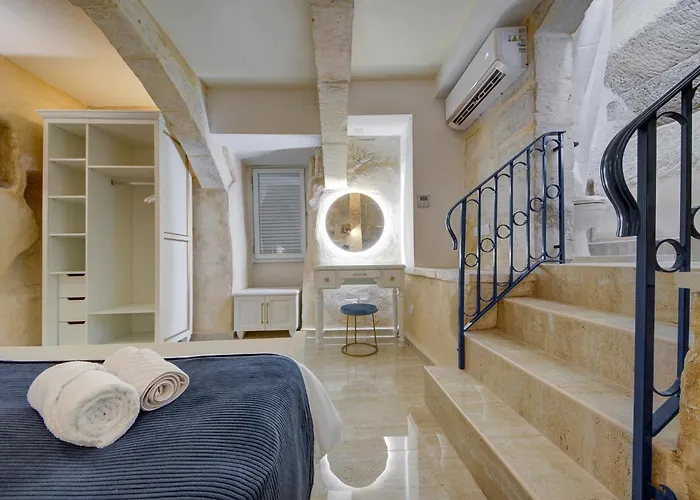 Chateau Blue * Valletta